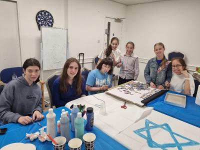 Friendship Circle - Girls Teen Club