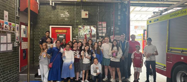 Summer Holiday 'Days of GIFTing'